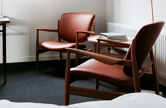 抜群の座り心地フィン・ユール『France Chair』