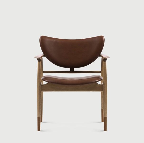 house-of-finn-juhl_48-chair_oak-dark-oil-walnut_cognac-leather_01